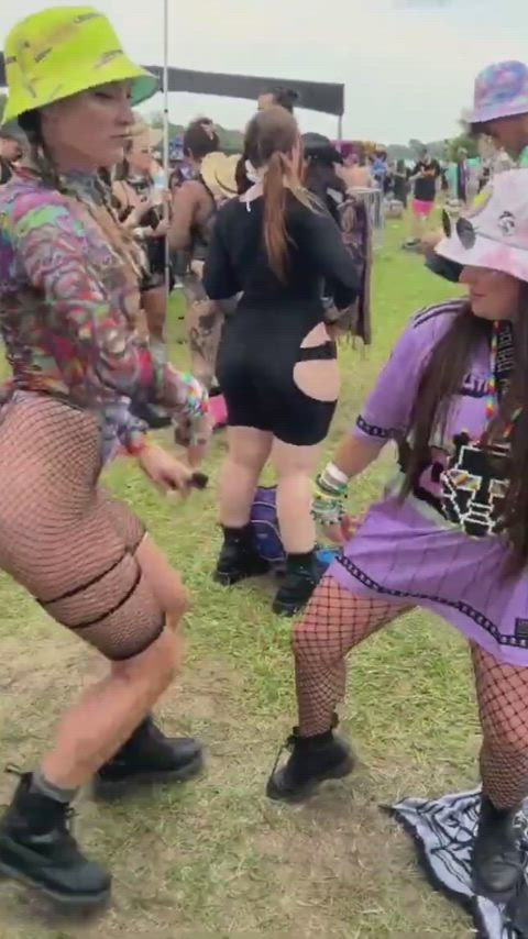 booty dancing jiggle clip