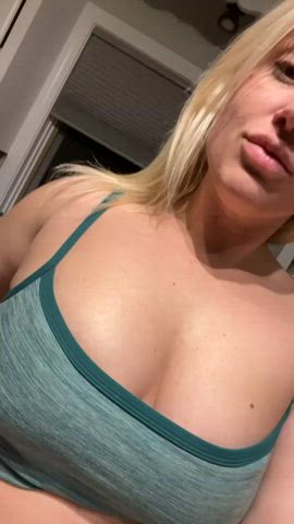 babe big tits blonde boobs cute milf natural tits pawg thick tits big-areolas torpedo-tits