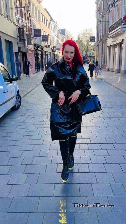 Latex in public