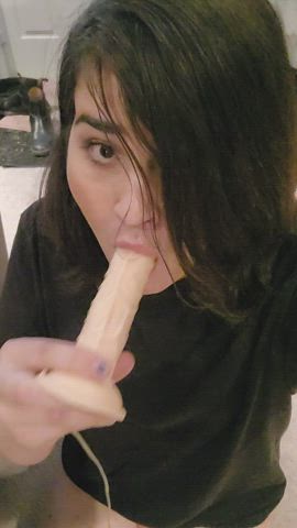 Dildo Oral Submissive Trans clip