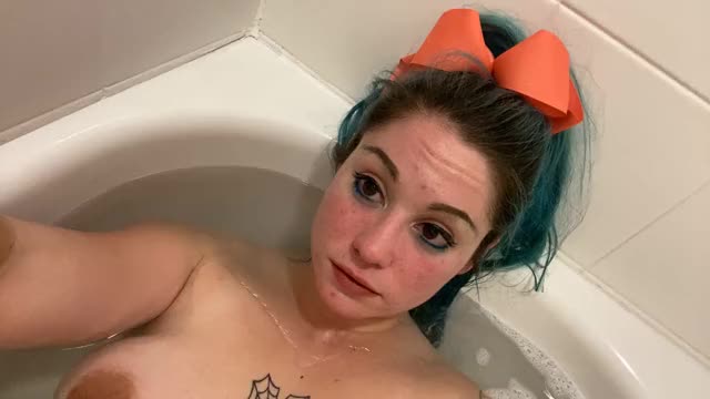 Bath bow