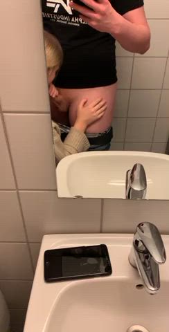 Blonde Blowjob College Public Teen Teens Toilet clip