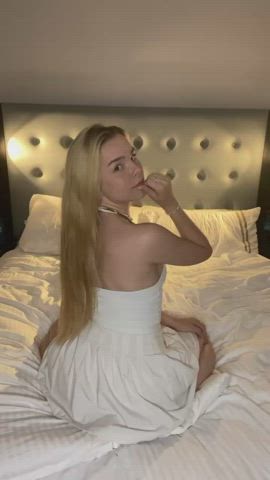 ass blonde onlyfans clip