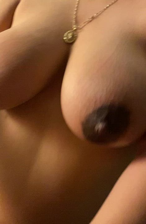 💕Perfect tits bouncing while riding hubbys cock 🙈🥰
