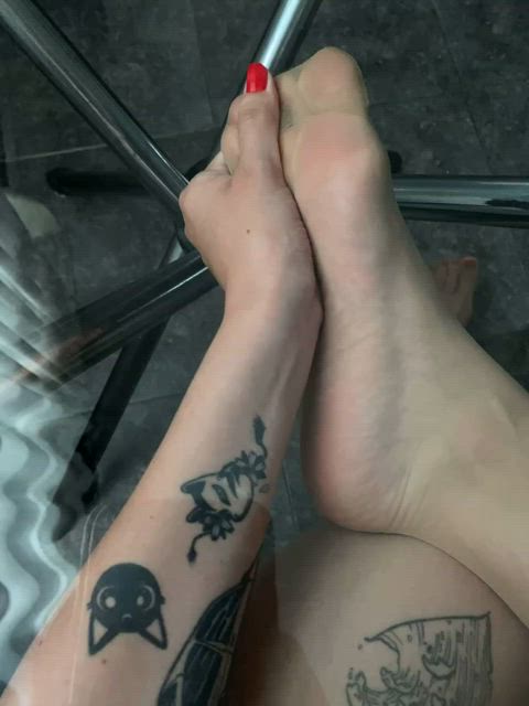 feet feet fetish legs massage nylon nylons clip