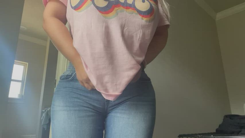 Jeans were too tight for panties