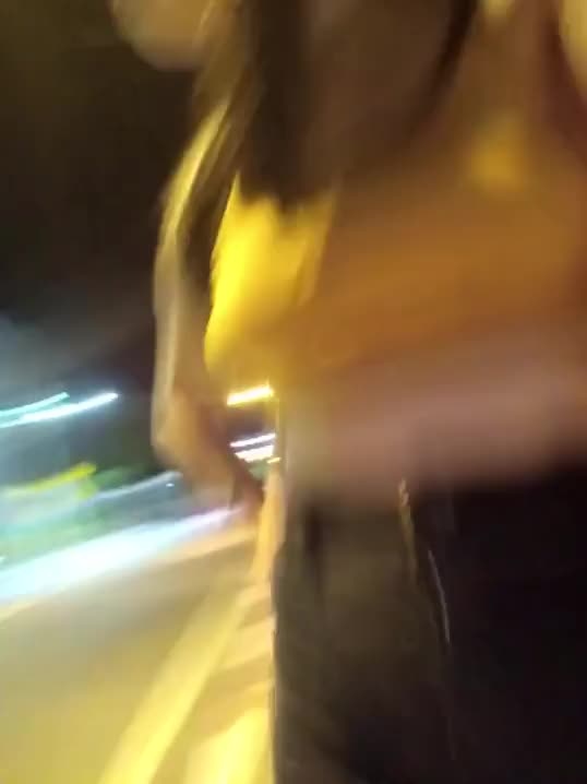 street pee - Porn Videos