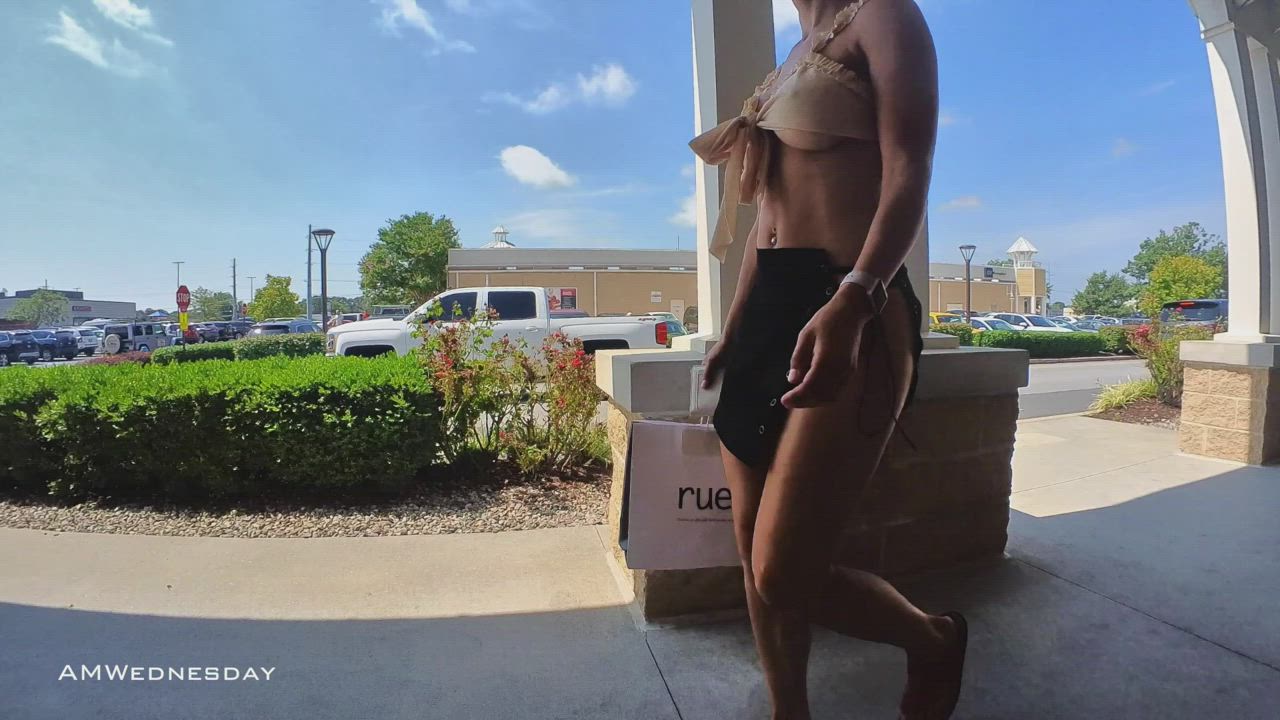 flashing public skirt clip