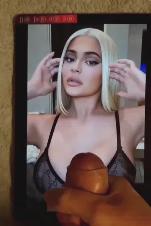 Kylie Jenner cumtribute