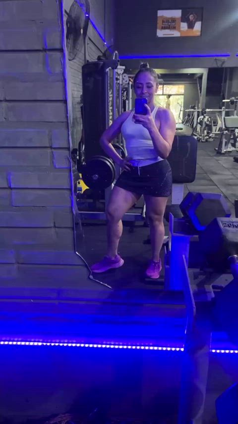 gym hottie milf clip
