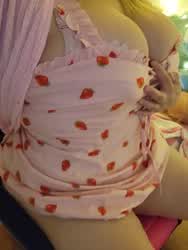 Chubby, loving Mommy [DOM] available all night. 10 minute [vid] heavy [sext] only