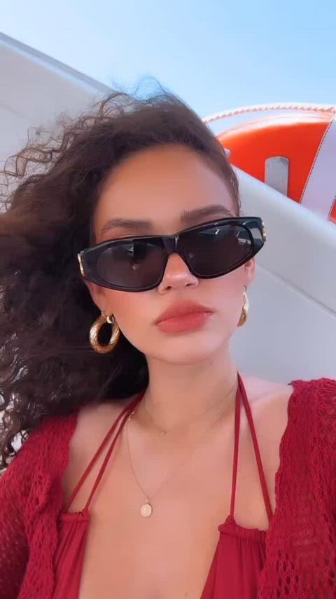 big tits bikini boobs madison pettis sideboob clip