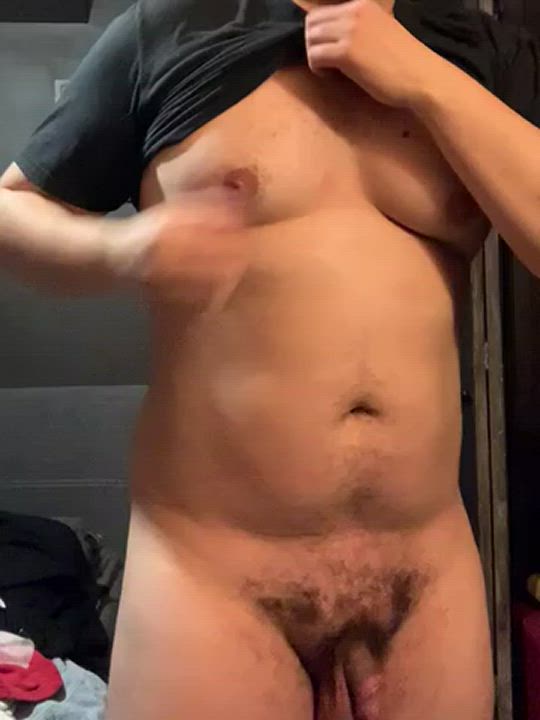 [32] I’m proud of my beefy body and my small penis. Wdyt?