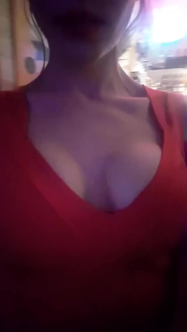 Red top gif