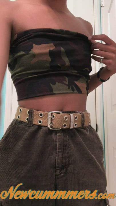 Babe Stripping Teen clip