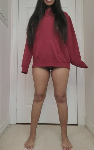 I have a fuckable body under this comfy sweater!