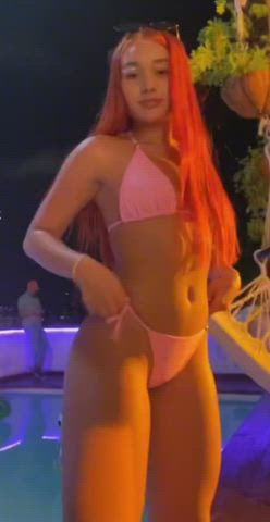 amateur big ass big tits bikini camgirl homemade onlyfans petite webcam clip