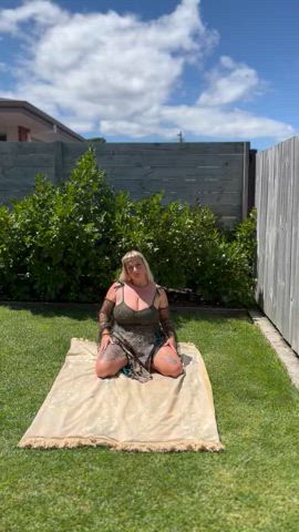 Summer has arrived in Newzealand! Im out tanning in my yard every day