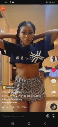 Areolas TikTok Underboob clip