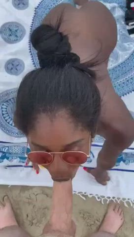 Beach Blowjob Ebony clip