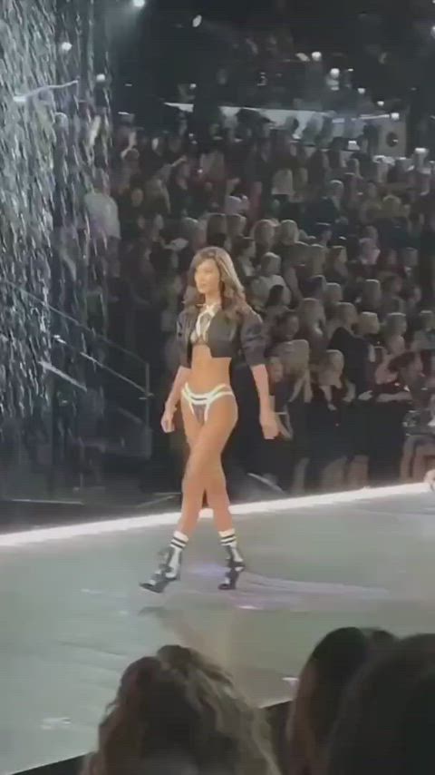 isabella model underwear clip