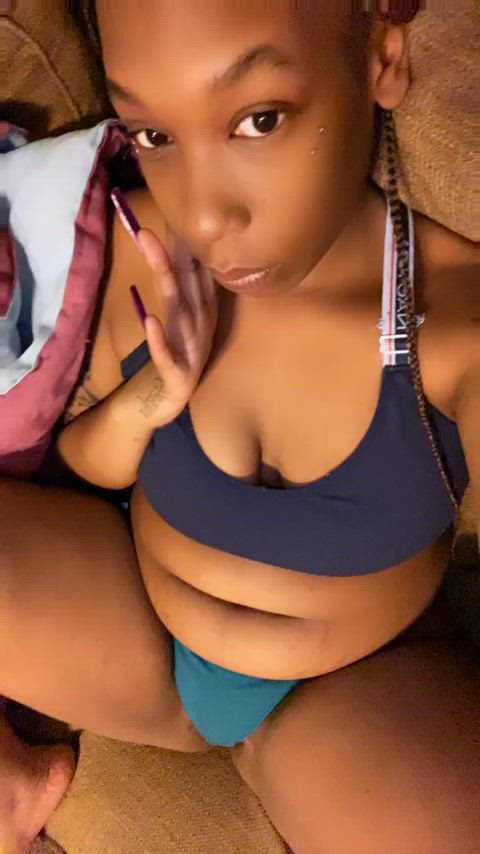 amateur ebony nails tattooed amateur-girls bnwo-movement clip