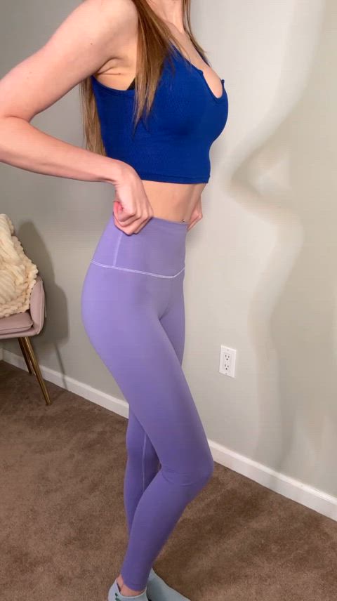 Showing off my purple Lululemon leggings 