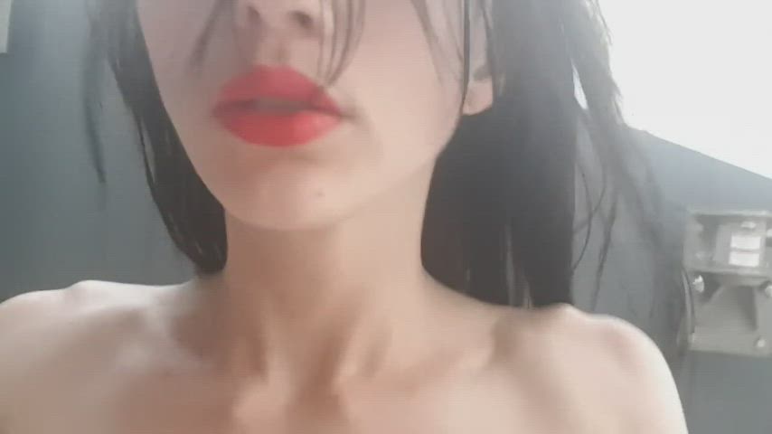 Close Up Groping Lips Lipstick Miss Alice 94 Moaning Outdoor Shaking Wet clip