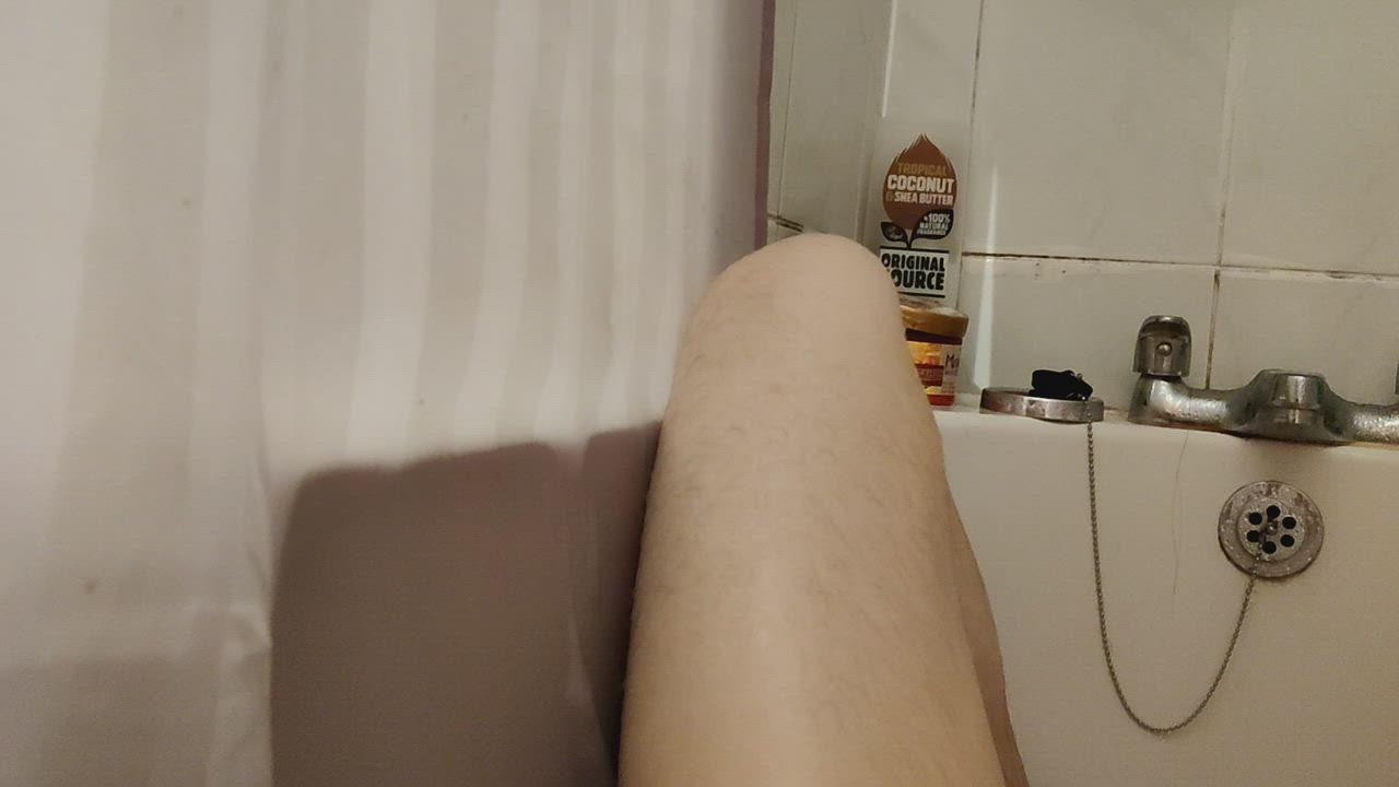 Hands free cum in shower