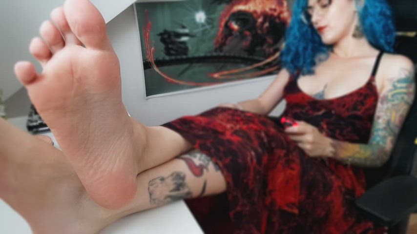 alt bored and ignored feet feet fetish clip