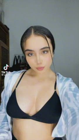 big tits camgirl colombian dancing gym gymnast latina tiktok webcam clip