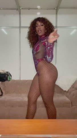 big ass brazilian celebrity fishnet tights twerking clip
