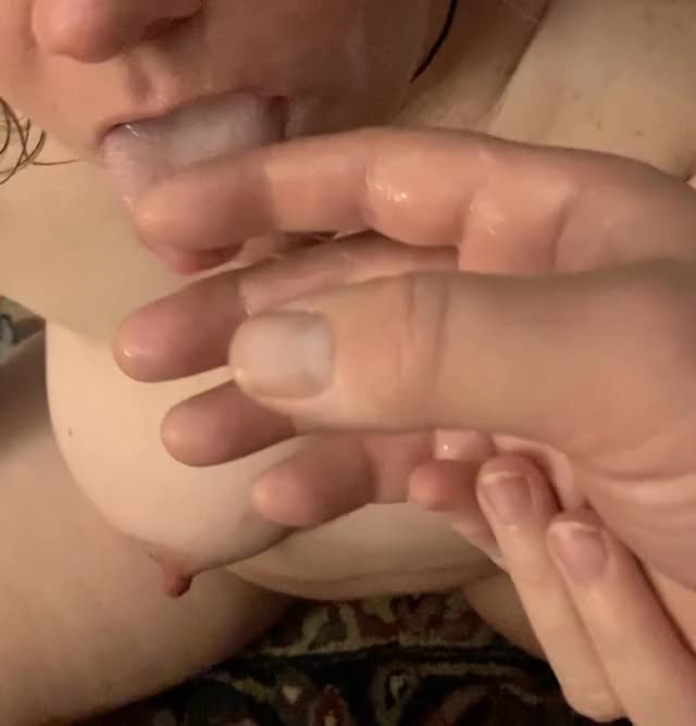 My kitty licks cum from my fingers