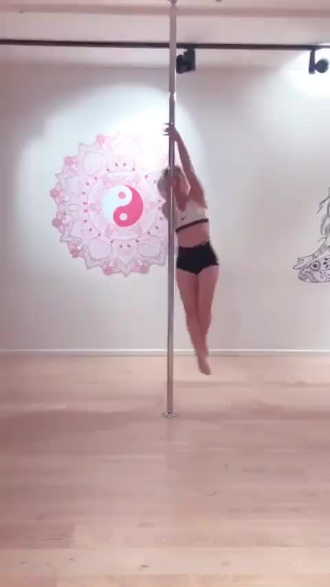 Dancing Pool clip