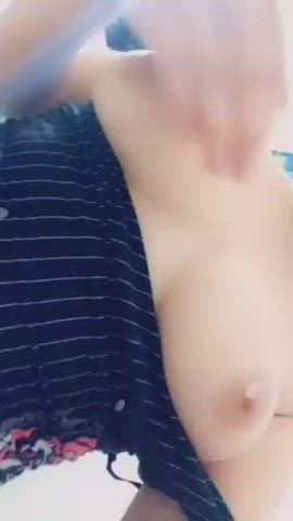 Pissing Pussy Shower clip