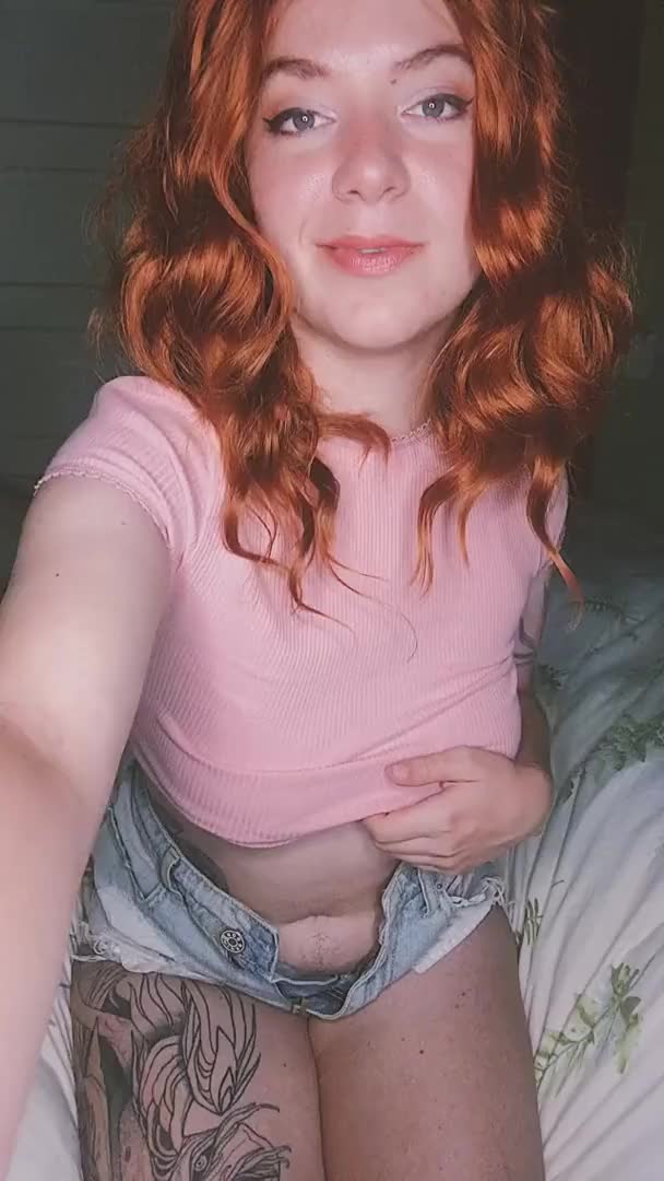 Sexy Redhead Girl Like To Drop Them!