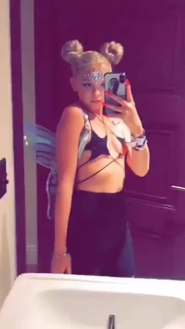 Jordyn Jones - Sexy