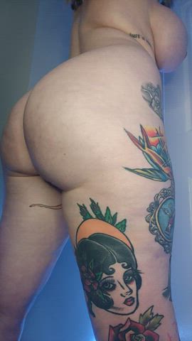 ass bending over big tits pawg tattoo goth-girls clip