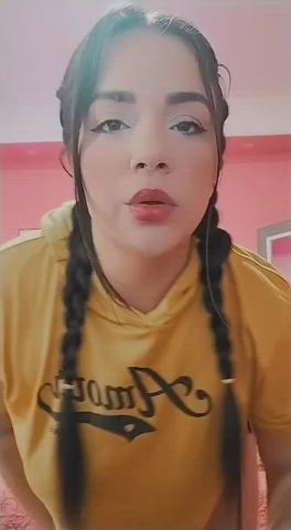 amateur camgirl dancing latina mom seduction sensual webcam clip