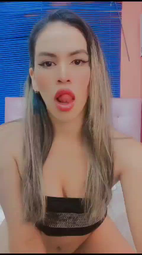 latina lingerie milf non-nude seduction sensual venezuelan clip