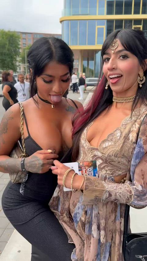 When 2 sluts go to a red carpet event