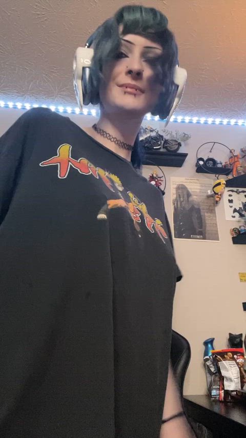 boobs goth tits goth-girls legal-teens titty-drop clip