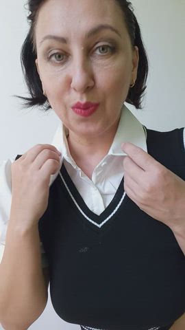 milf mature natural natural tits office secretary tits clip