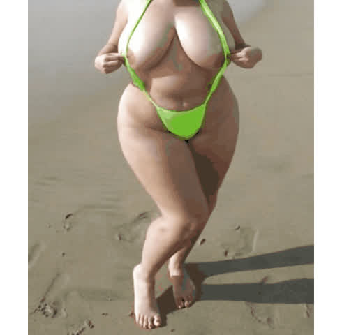 BBW Big Tits Curvy Nude clip
