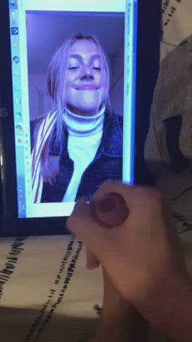 Just one of the many cumtribs of my gf in the CUMpilation I’m making of her. I