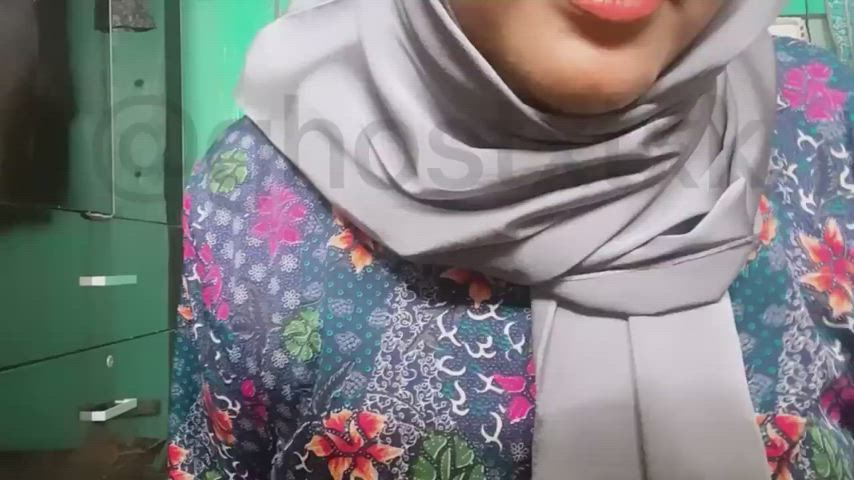 hijab malaysian teacher clip