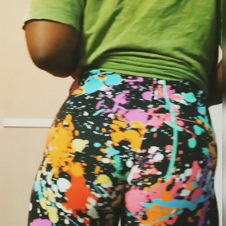 Big Ass Gay Leggings Twerking clip