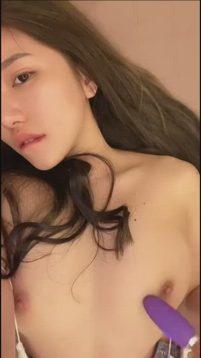 Asian Babe Dildo Selfie clip