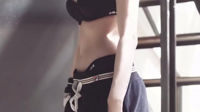 K-Pop's Yezi in her Underwear