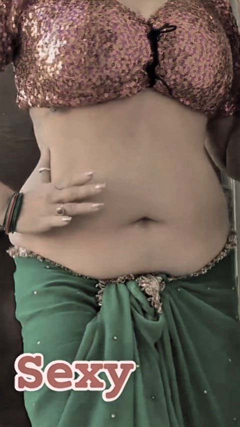 aunty belly button bhabi desi hindi hippie hips indian saree shaking clip